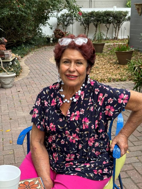 Obituary of Teresa Saelices de Dye