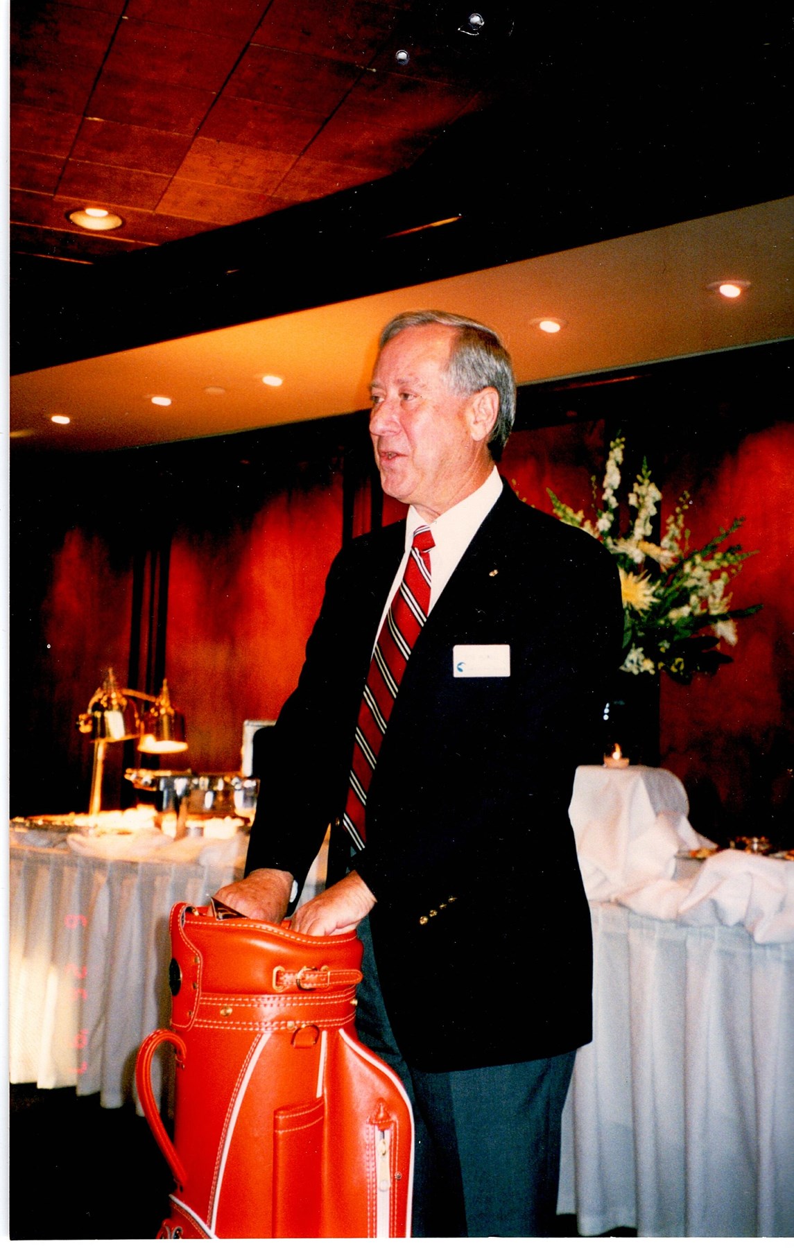 Obituary of Robert Locke Howell Jr.