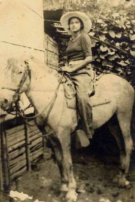 Obituary of America R. Calderon