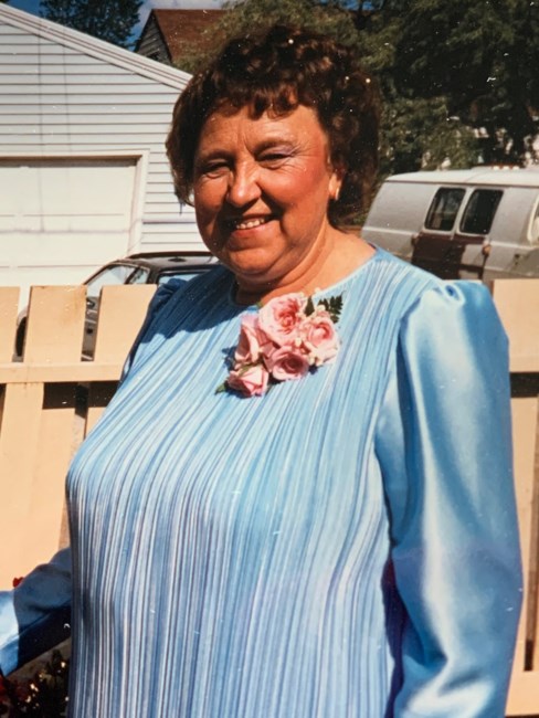 Obituary of Eva Gooz