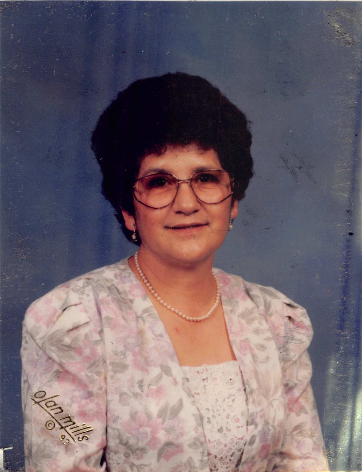 Obituary of Aurora Valles Corona