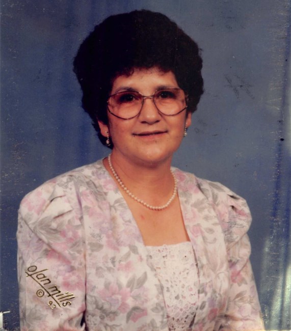 Obituary of Aurora Valles Corona