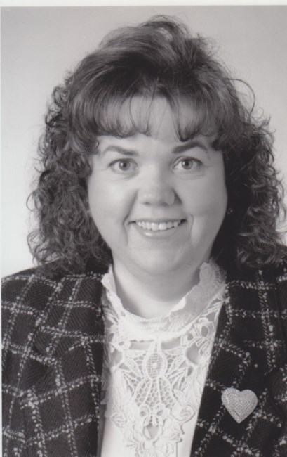 Obituary of Elaine E. Ellis