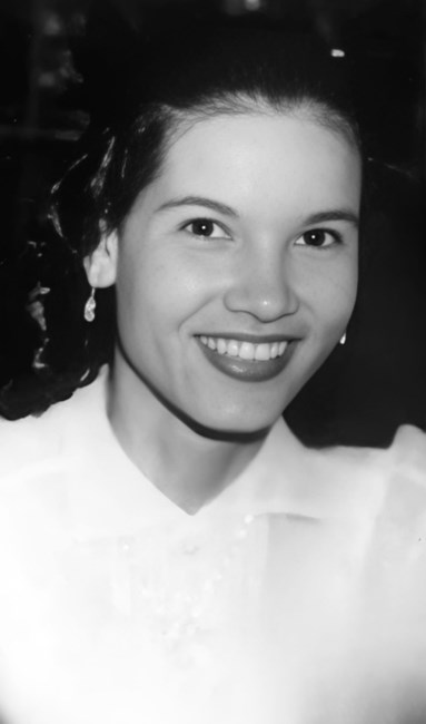 Obituary of Gloria Lillian Jones (née Gunter / St. Julian)