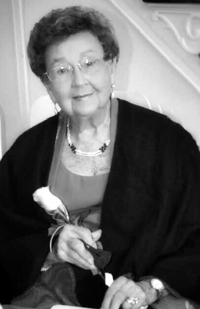 Obituary of Annie Louise  Warren Nichols