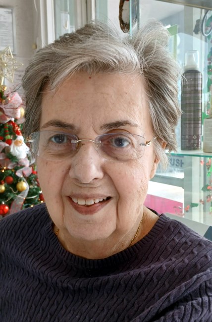 Obituary of Tais N. Santos