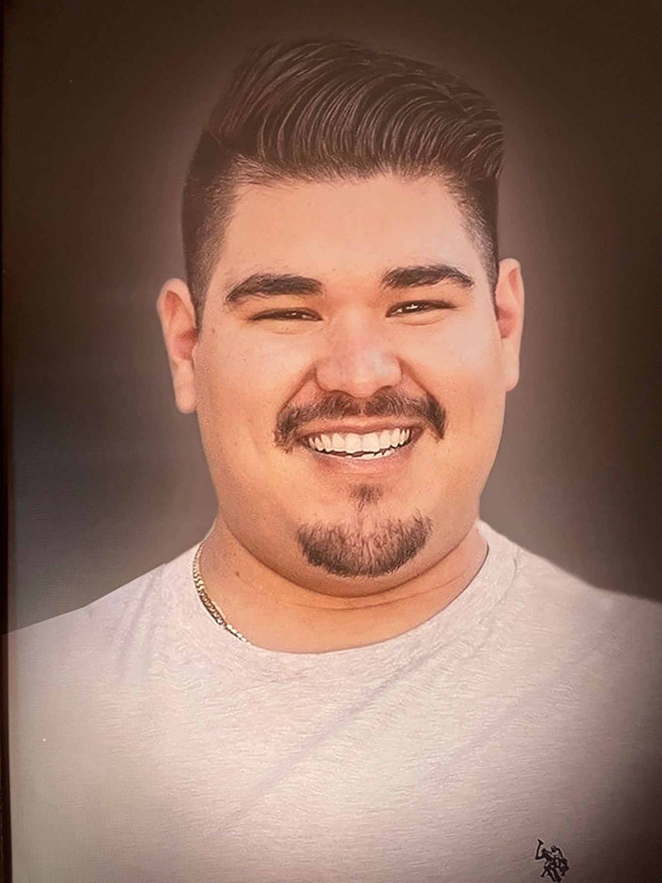 Obituary of Javier Leon