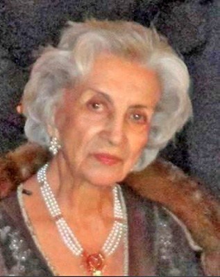 Obituary of Esthela Calderón Duncan