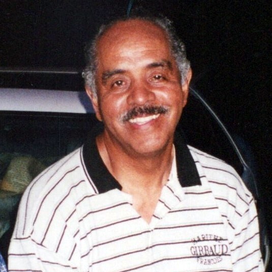 Obituario de Raymond Charles Davis