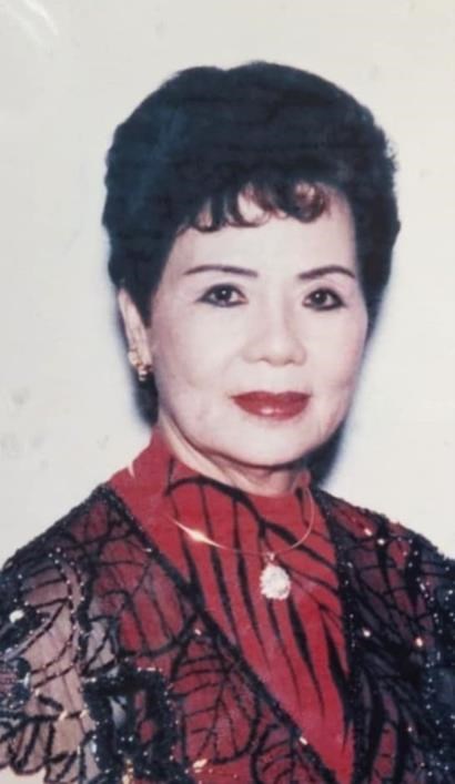 Obituary of Huong Ha