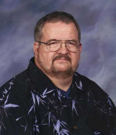 Obituario de Charles William Tucker