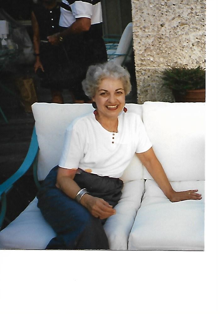 Obituary of Peggy Sutton Gilmore