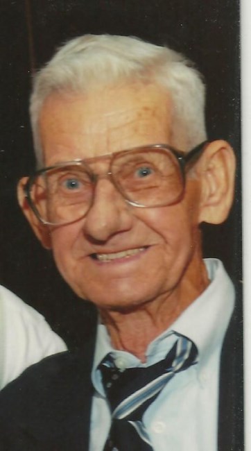 Obituario de Richard H. Hott Jr.