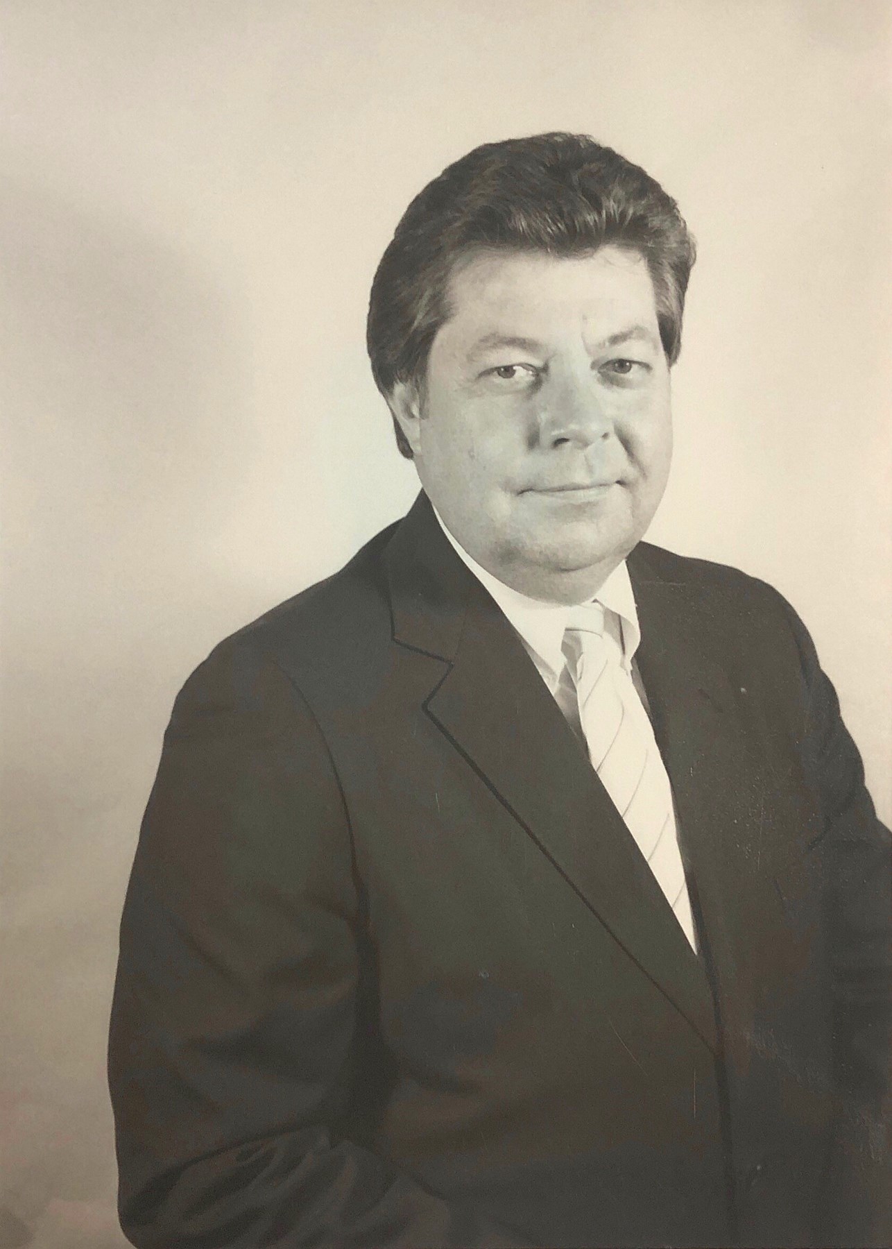 Obituary of Carl J. Stephens