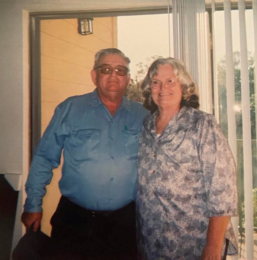 Obituario de Douglas Henry Pettie