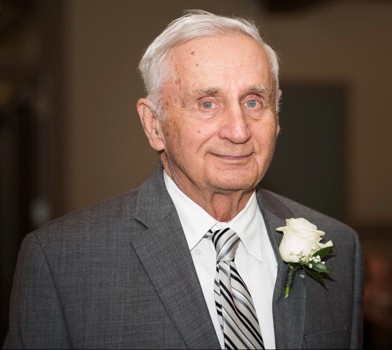 Harold R. Kuntschik Obituario Moulton, TX