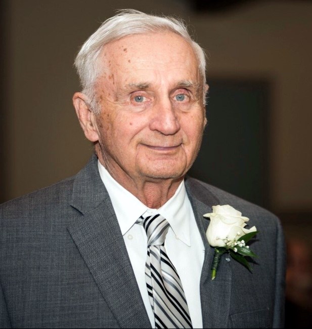 Obituario de Harold R. Kuntschik