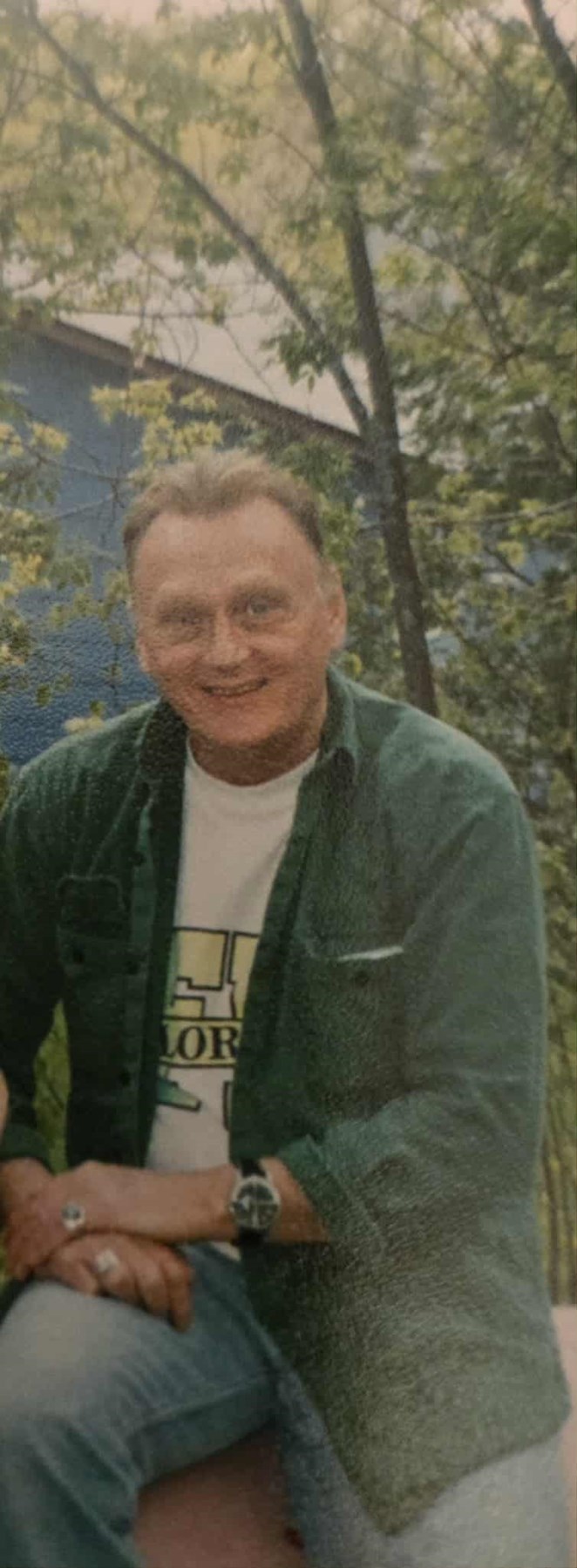 Obituary of Robert Moore