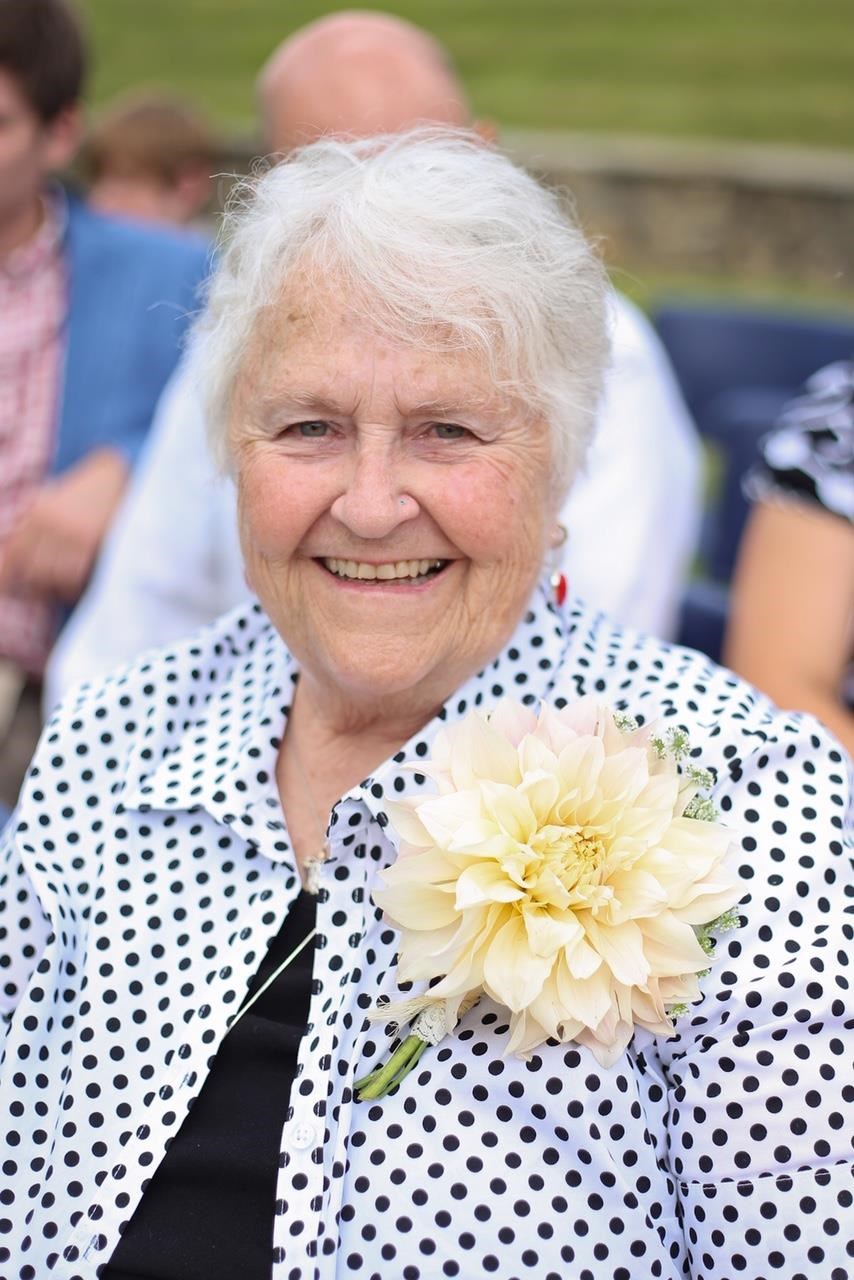 Obituary of Jean Ann Mezera