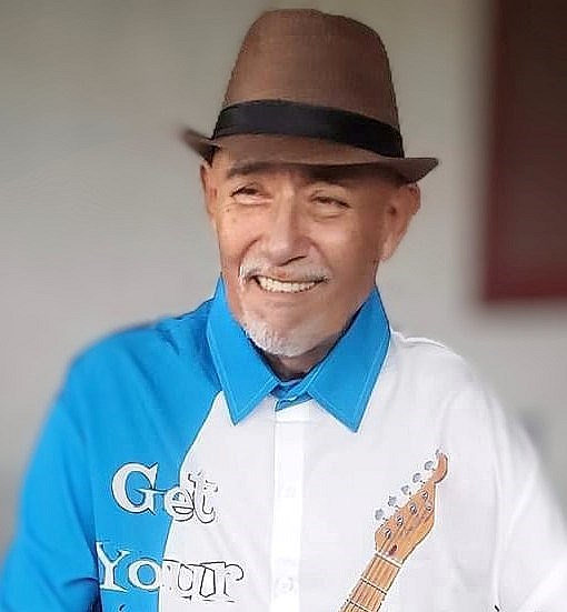 Obituary of Efrain Alejandro