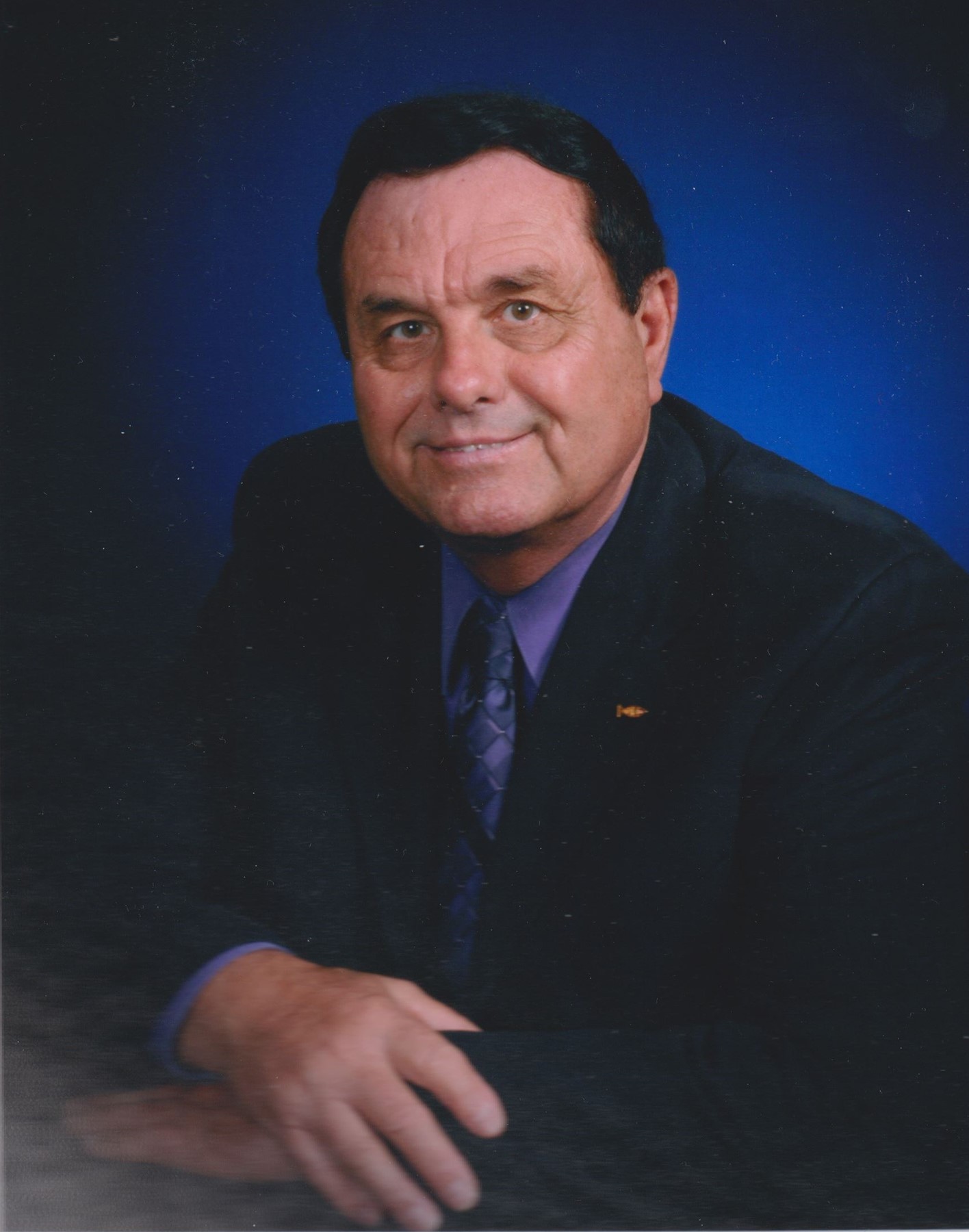 Hanes Lineberry Funeral Home - 3um9bbx
