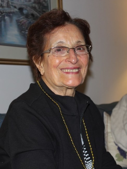Obituario de Marie J. Mauro