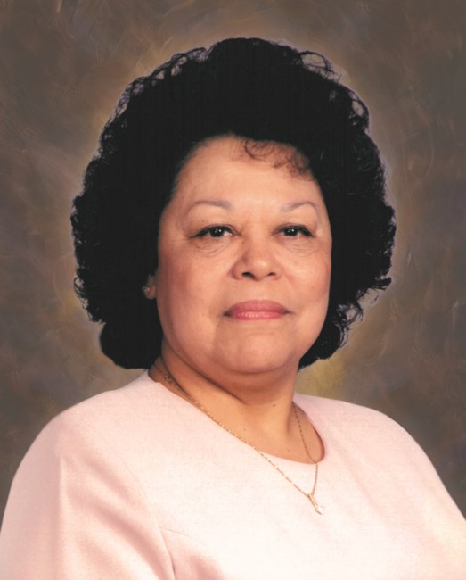 Obituary of Esther De Los Santos
