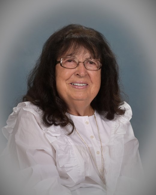 Obituary of Linda Claudine Escobar