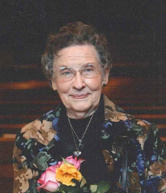 Obituario de Geraldine Bishop Jones