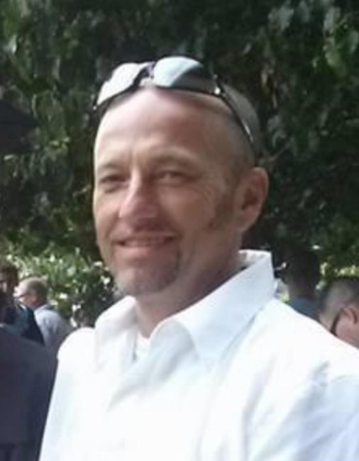 Obituary of Robert Earl Anthony Triplett