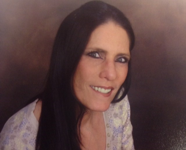 Obituary of Cheryl Lynn Fernandez