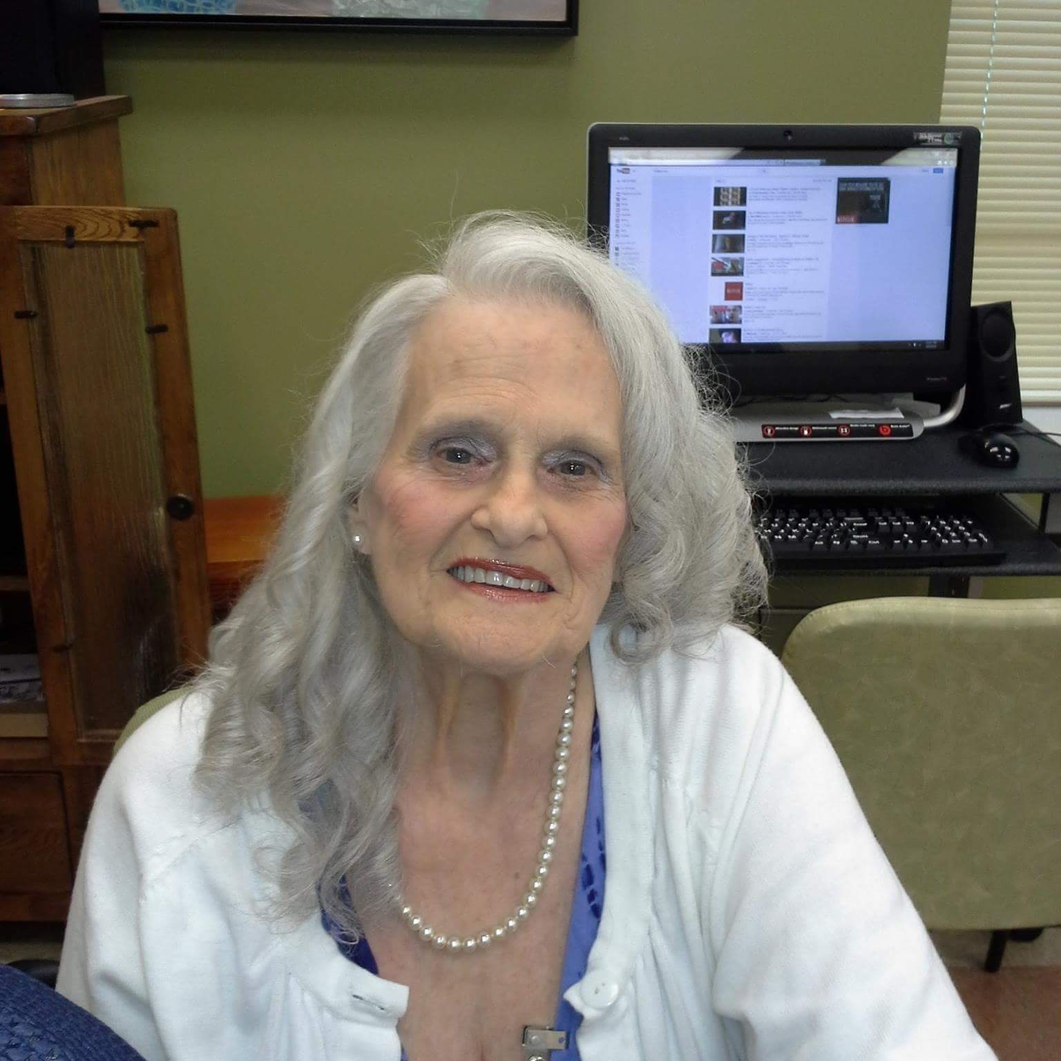 Obituary of Joan Houghton