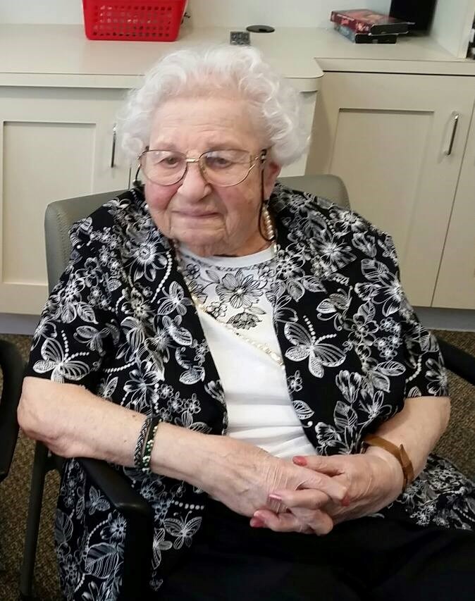 Obituary of Lucille Greece Mabel