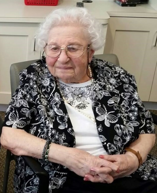 Obituary of Lucille Greece Mabel