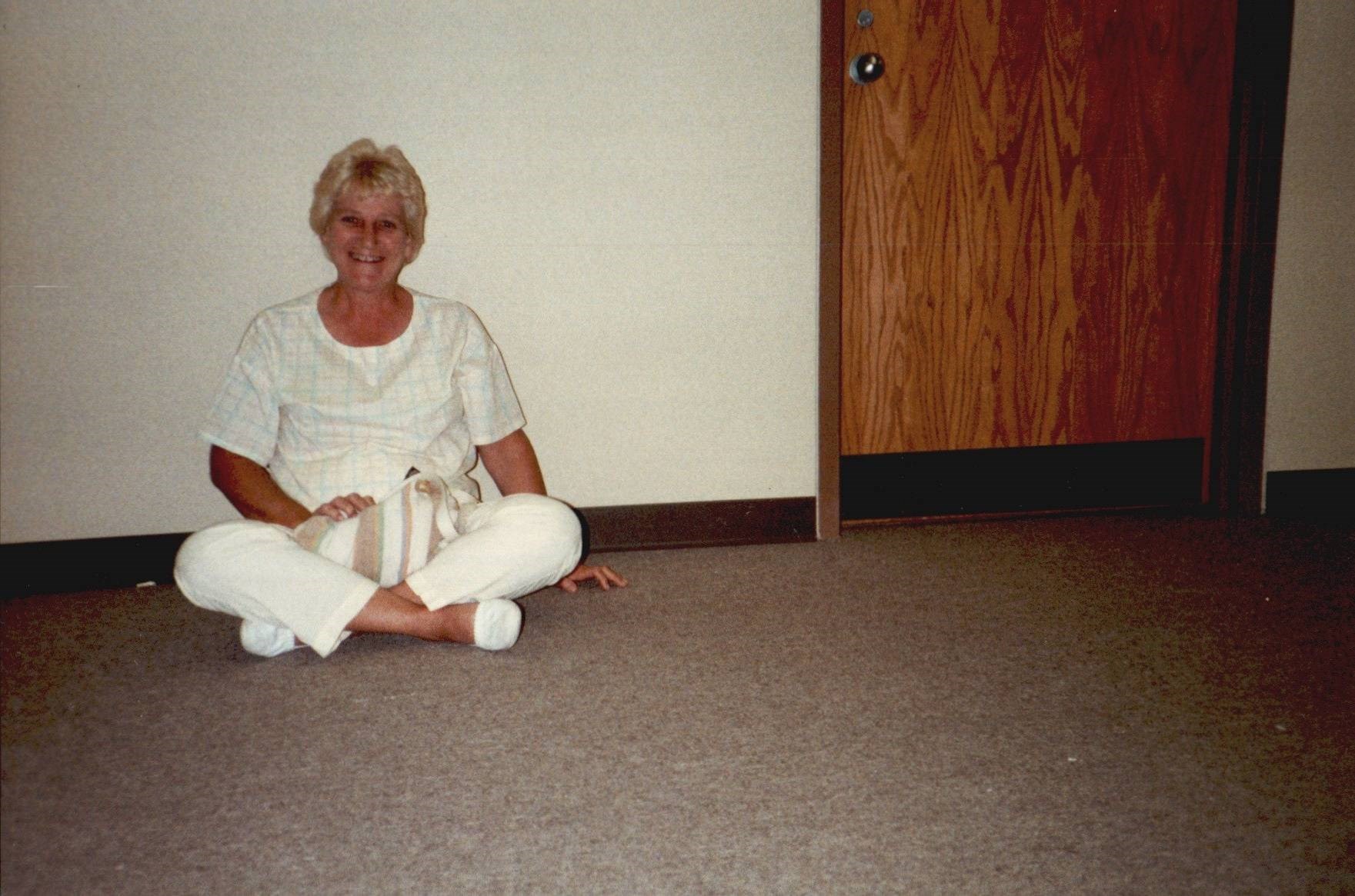 Obituary of Jeanette Evelyn Holcomb