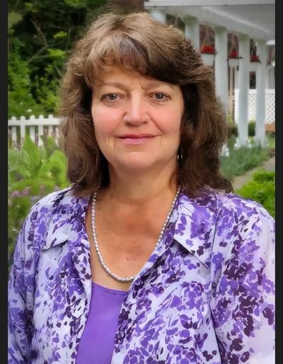 Obituary of Jane Margaret Holmes