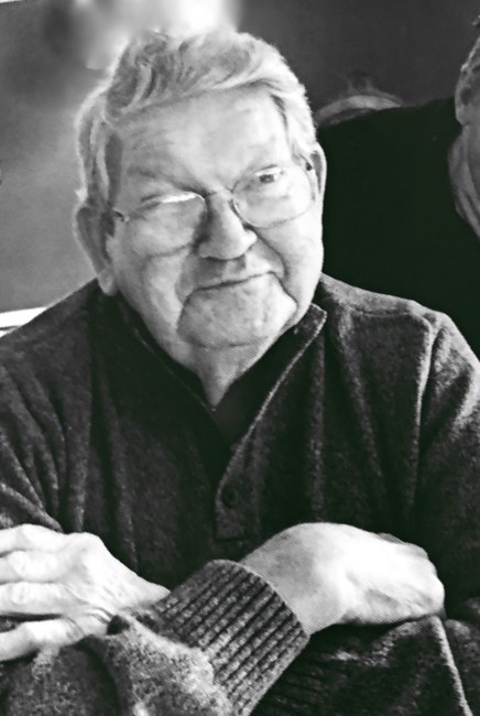 Obituary of Glen Aubry Houser
