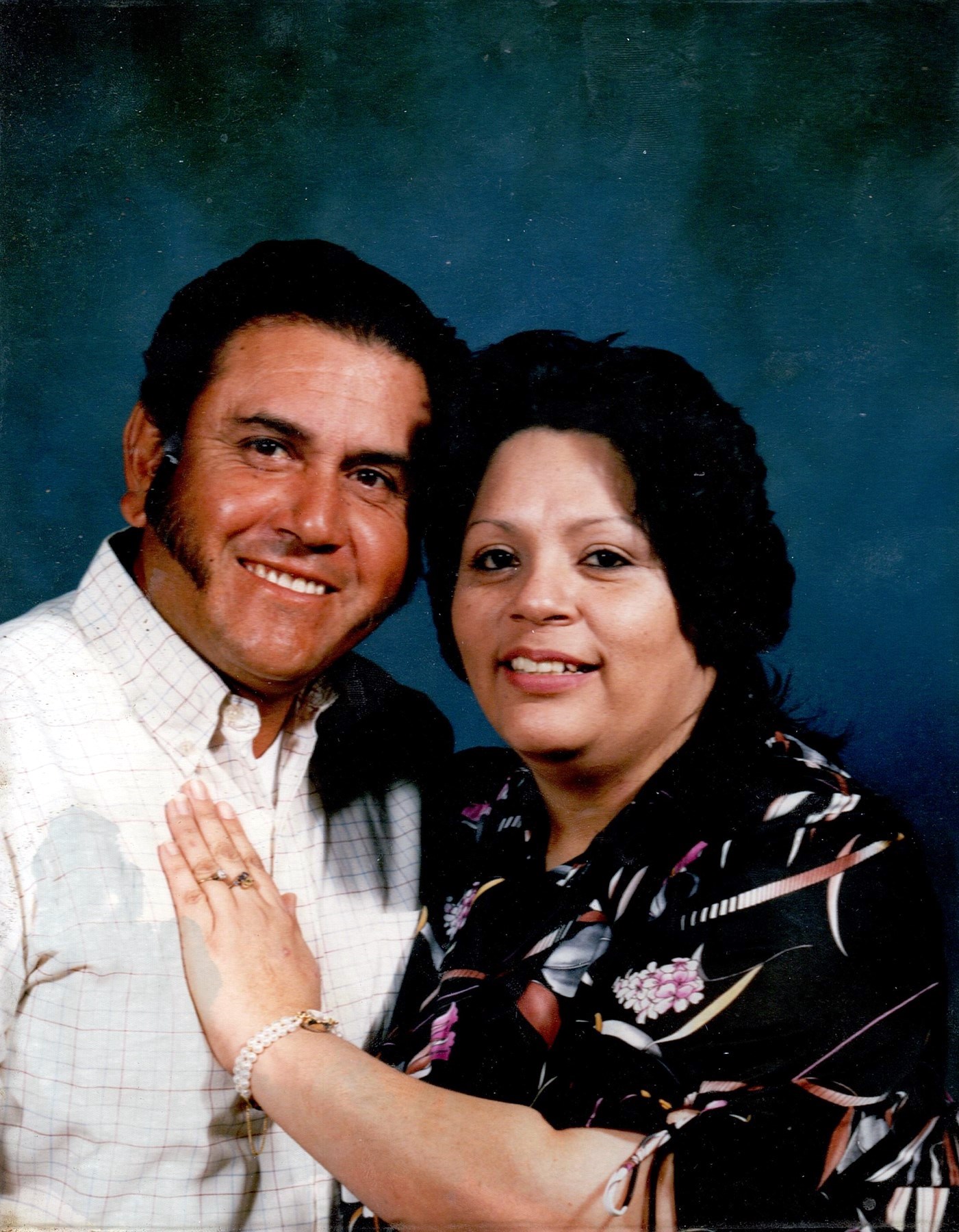 Castillo Funeral Home - 8bu9eiy