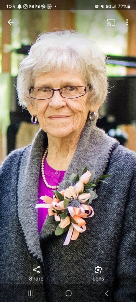 Obituary of Saundra Beth Moon