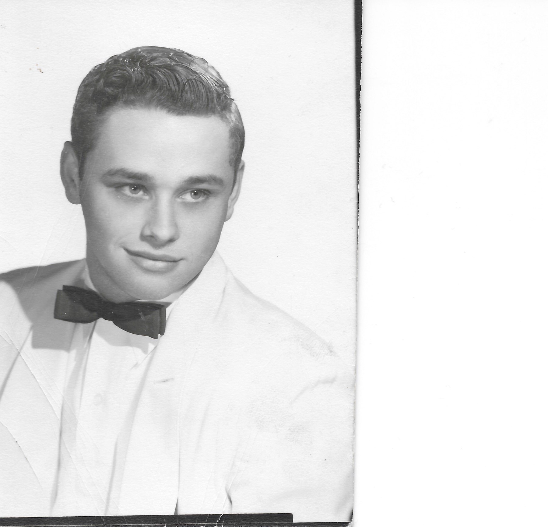 Obituary of Robert Lawrence Giuntoli Sr. MD