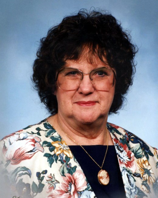 Obituary of Joyce Lang Riley