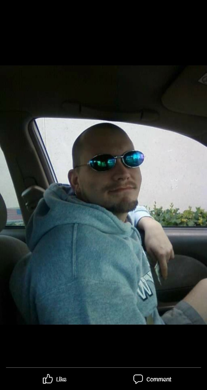 Obituary of Robbie Scott Tucker