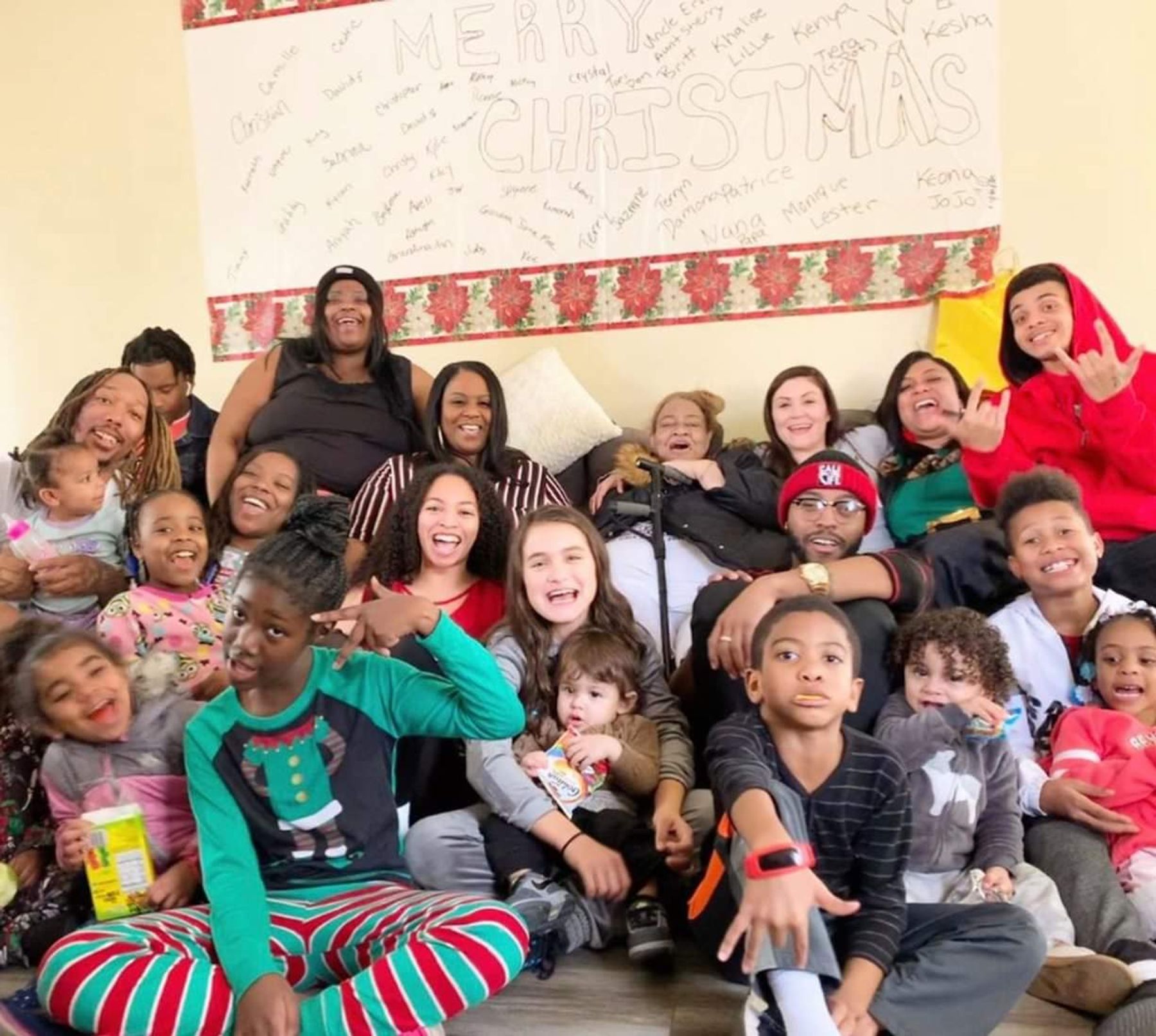 continued - United Way, image size:1800x1614