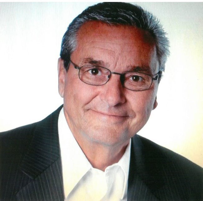 Obituary of Larry Robbins