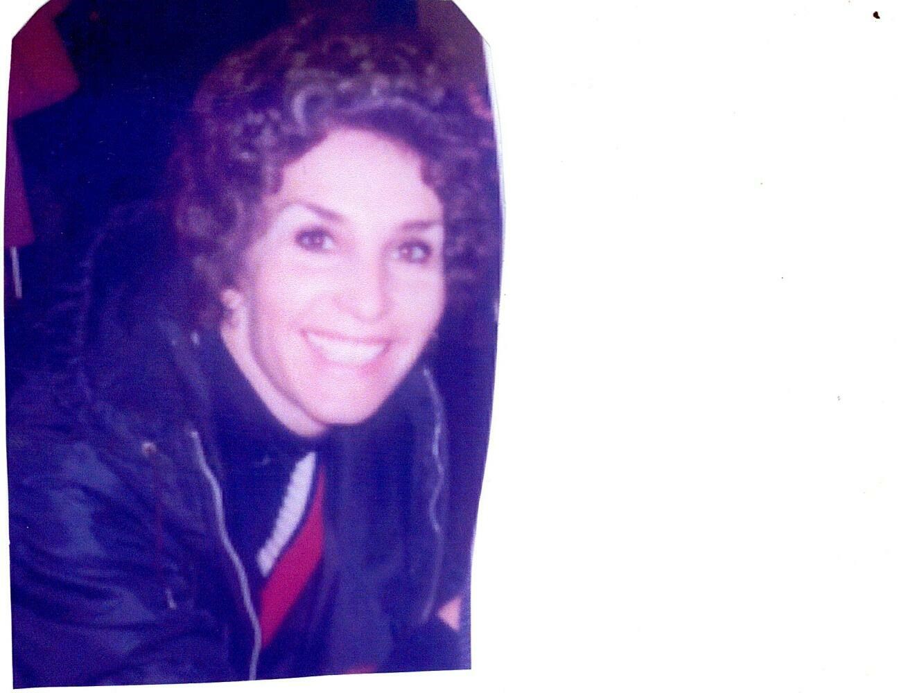 Obituary of Phyllis A Hella