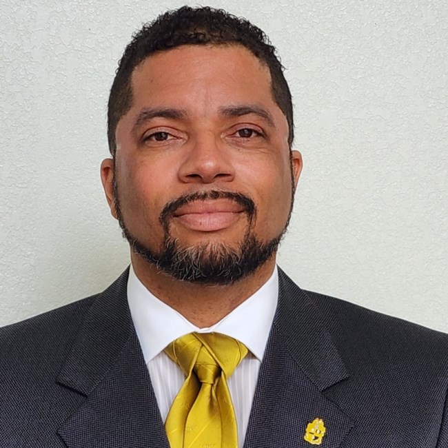 Obituario de Kevin Mark Hall