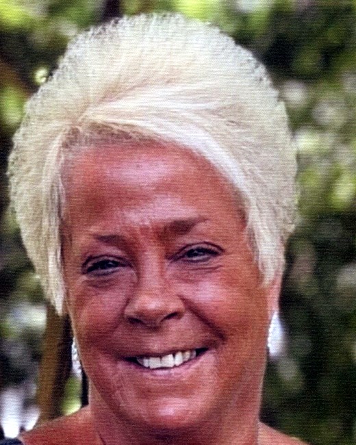 Obituario de Pamela Dawn Holmes