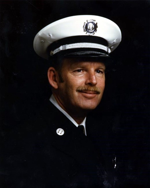 Obituary of Mike Holmes