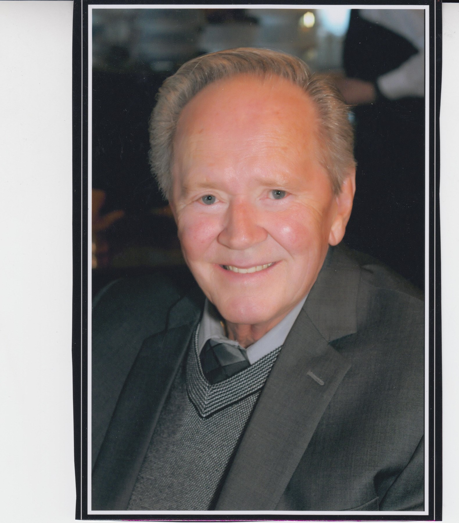 Obituary of Roger L Pryor