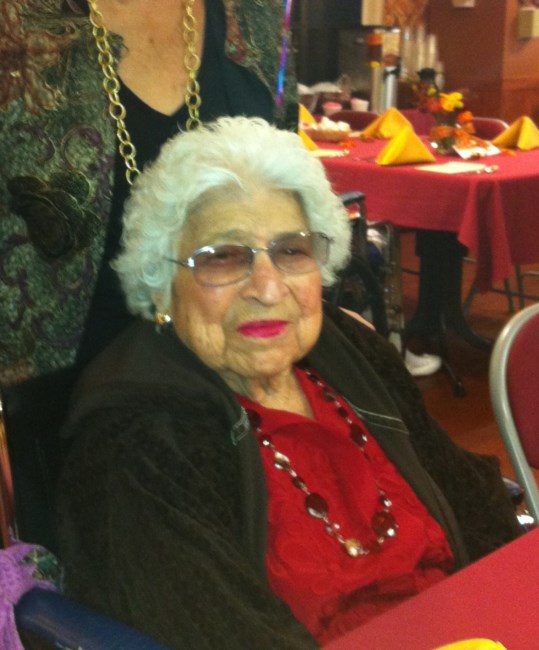 Obituary of Ofelia R. Lomas